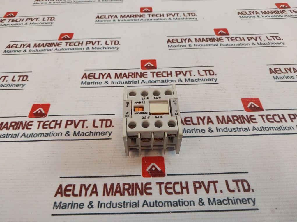 Hyundai Hab 22 Auxiliary Contact Block - Image 4