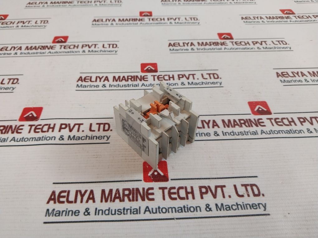 Hyundai Hab 22 Auxiliary Contact Block - Image 5