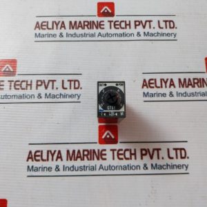 Idec Gt5y-4sn Electronic Timer 24vdc