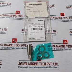 Omron E2em-x8c1-m1 Proximity Switch