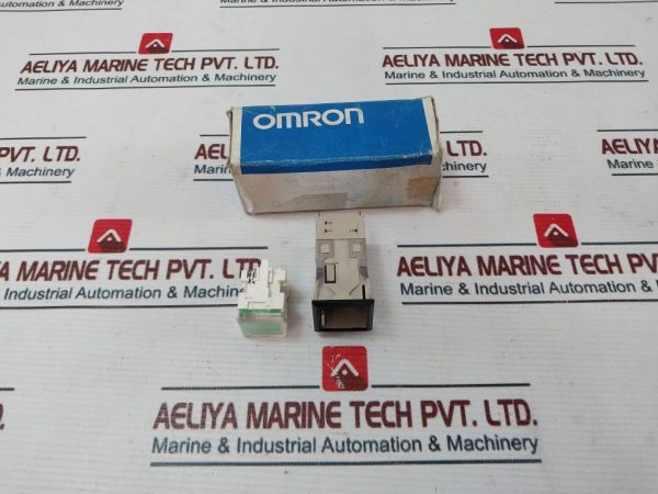 Omron M2pa-90a11-24e G Lighted Pushbutton Switch