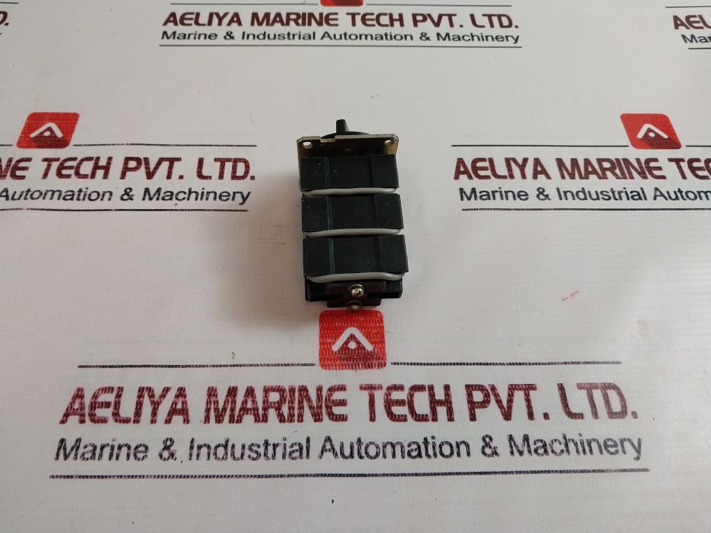 Siemens 3st1 400-2rq08 Control Switches - Image 4