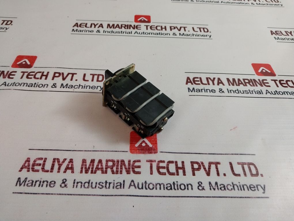 Siemens 3st1 400-2rq08 Control Switches - Image 5