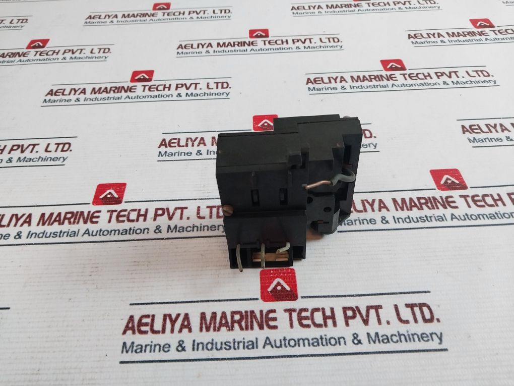 Siemens 3ua4801-0r Thermal Overload Relay - Image 3