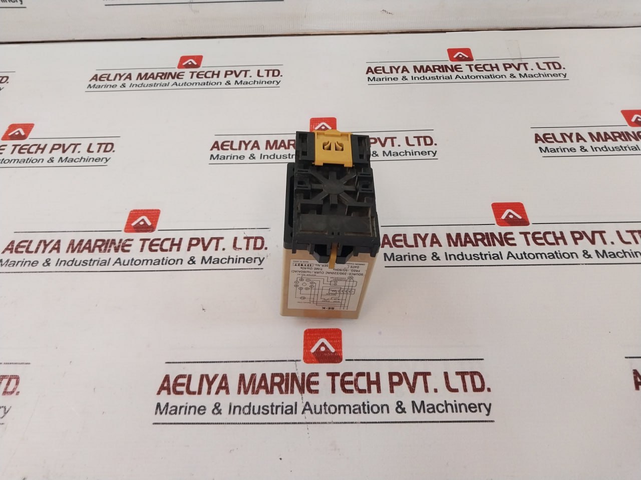 Omron Se-kp2 Motor Relay With Base 2 To 40s - Image 4