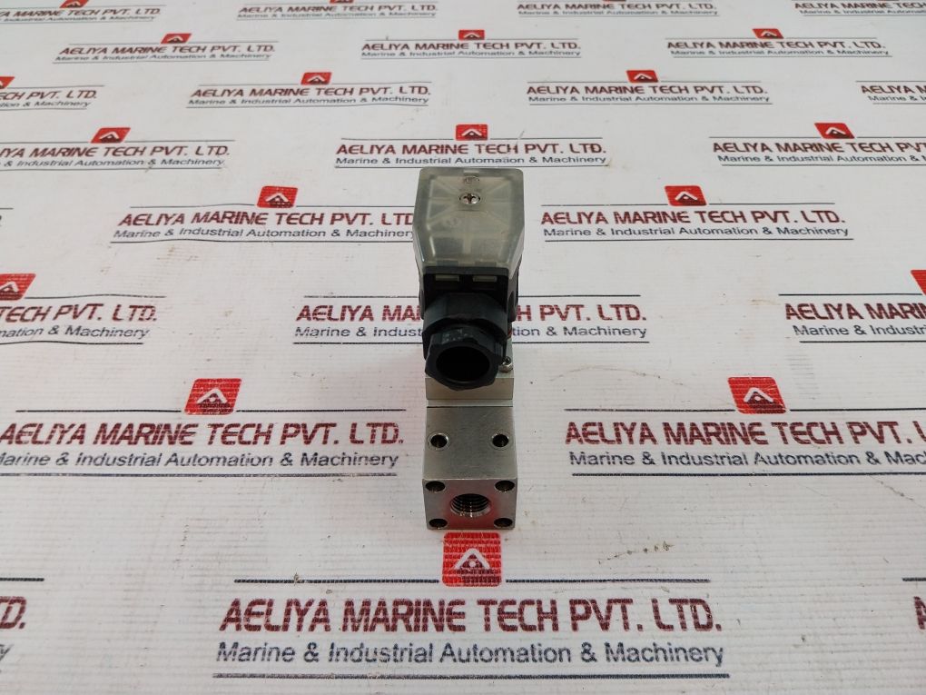 Danfoss Mbs 510020112cb04 Pressure Transmitter 0...10 Bar Aeliya Marine