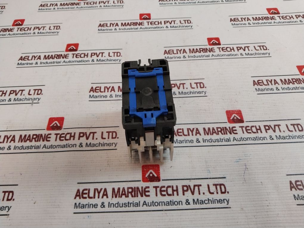 Eaton Ce15ans3 Contactor - Image 4