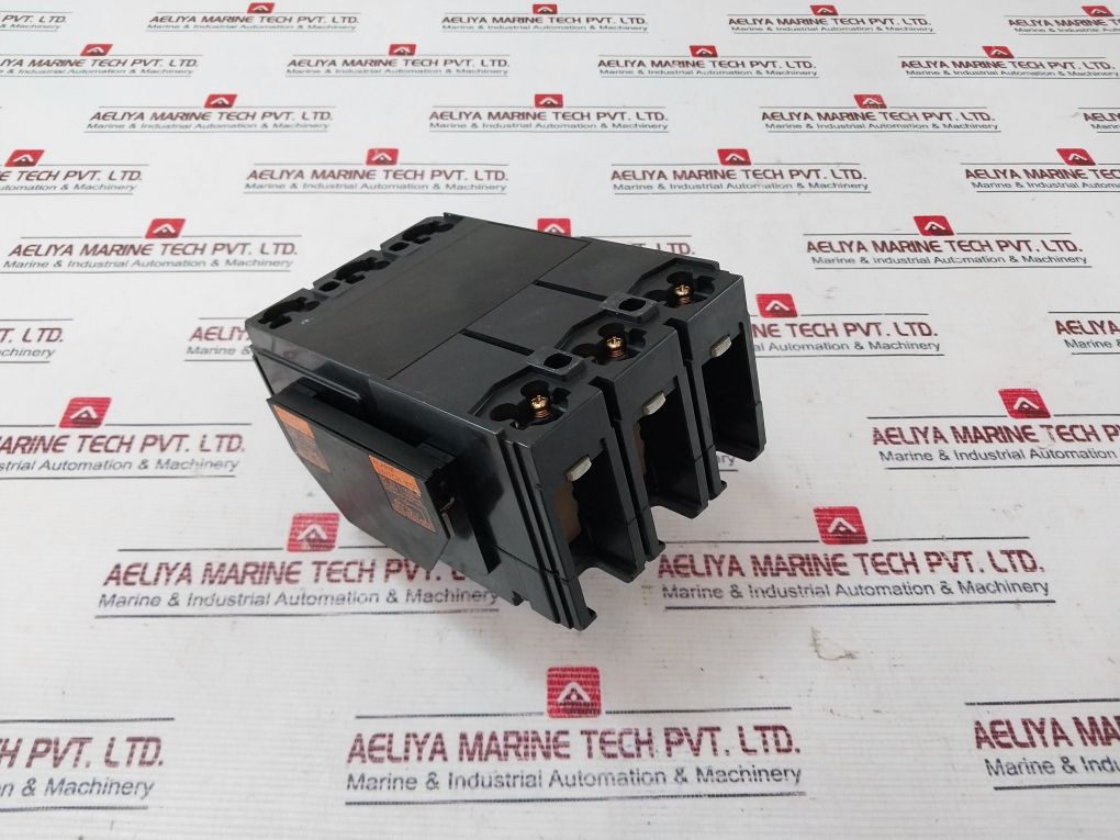 Fuji Electric Sa203rt Circuit Breaker - Image 5