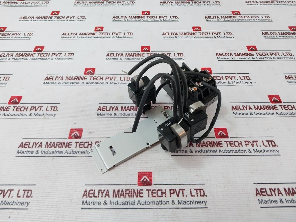 Fuji Electric Tr-5-1nl/3 Thermal Overload Relay With Magnetic Switch 690v - Image 3