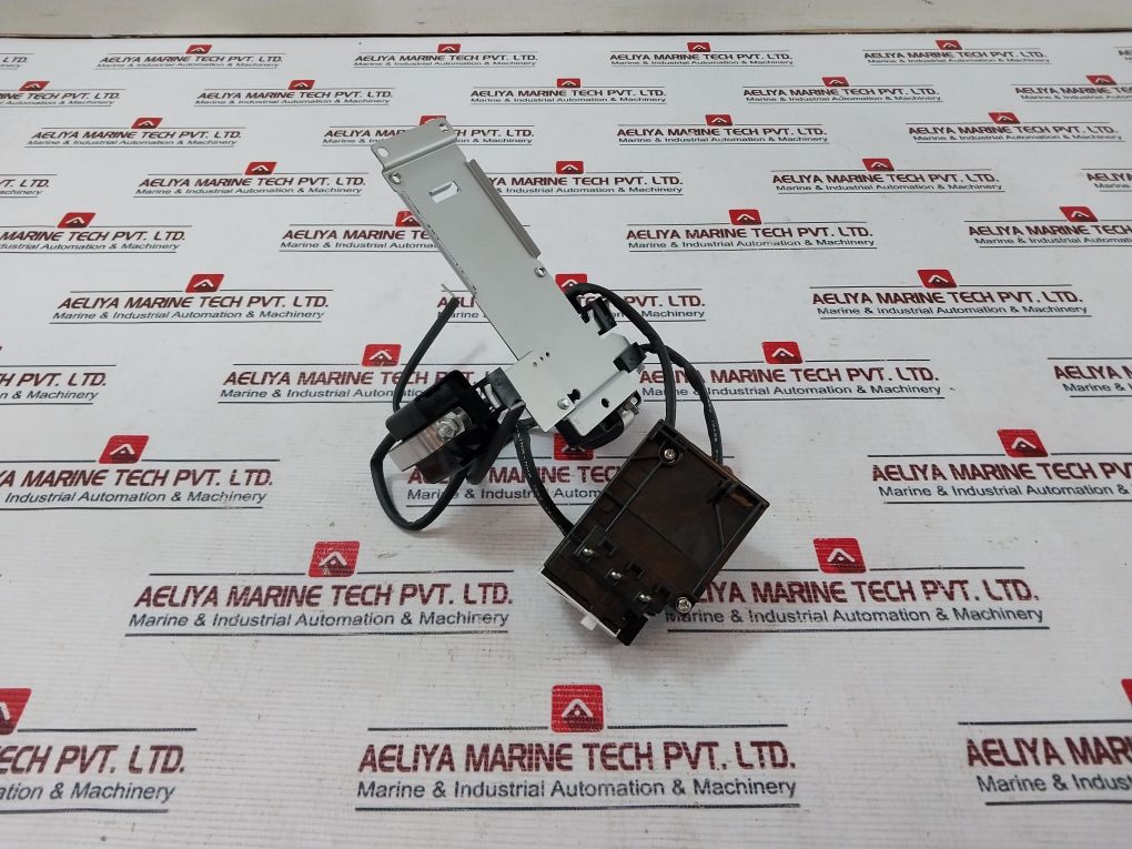 Fuji Electric Tr-5-1nl/3 Thermal Overload Relay With Magnetic Switch 690v - Image 4