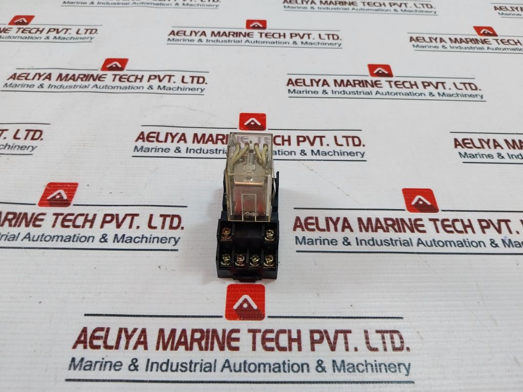 Han Kuk Relay Hr705-4p Relay With Socket