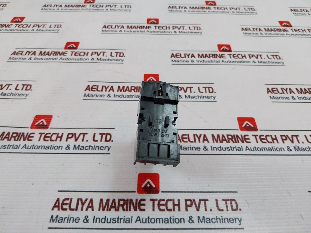 Han Kuk Relay Hr705-4p Relay With Socket - Image 3