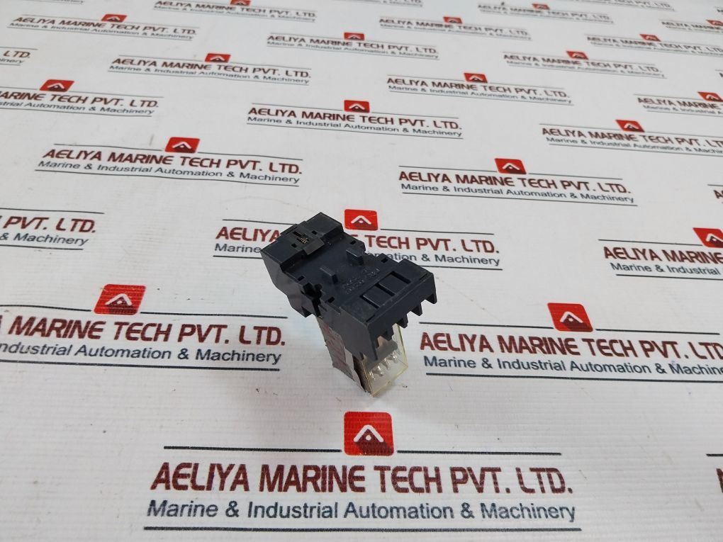 Han Kuk Relay Hr705-4p Relay With Socket - Image 5