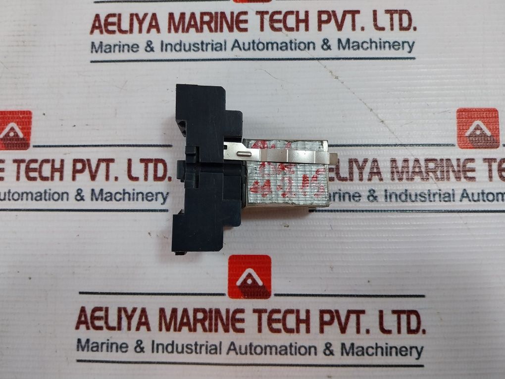 Han Kuk Relay Hr705-4p Relay With Socket - Image 6