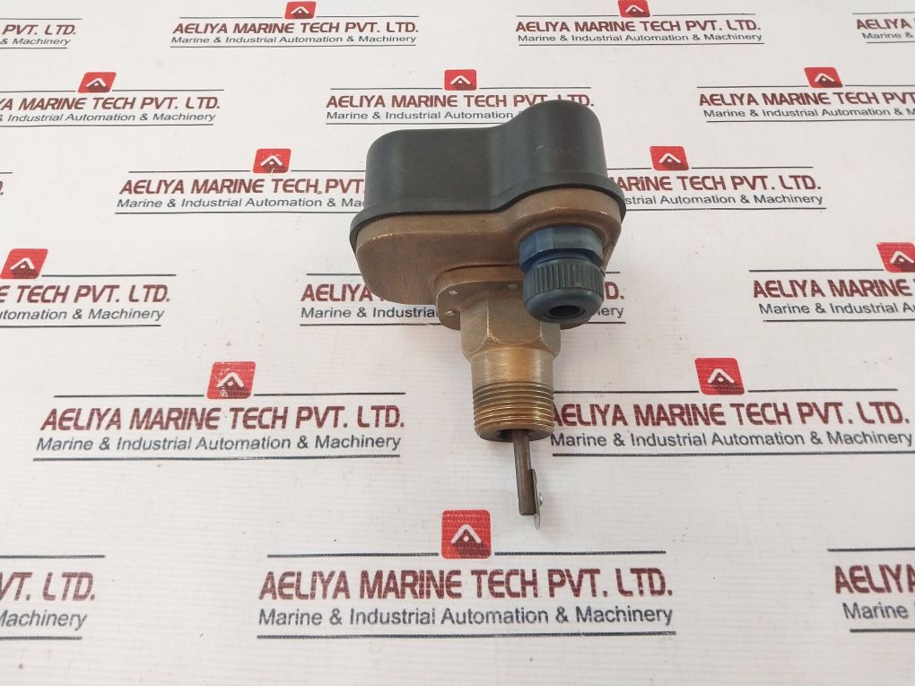 Harwil Q-5/3/2/c Fluid Flow Switch - Image 3