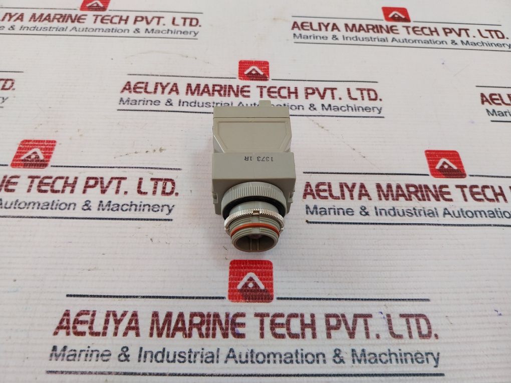 Idec Upqw Operator Light 100/110v - Image 4