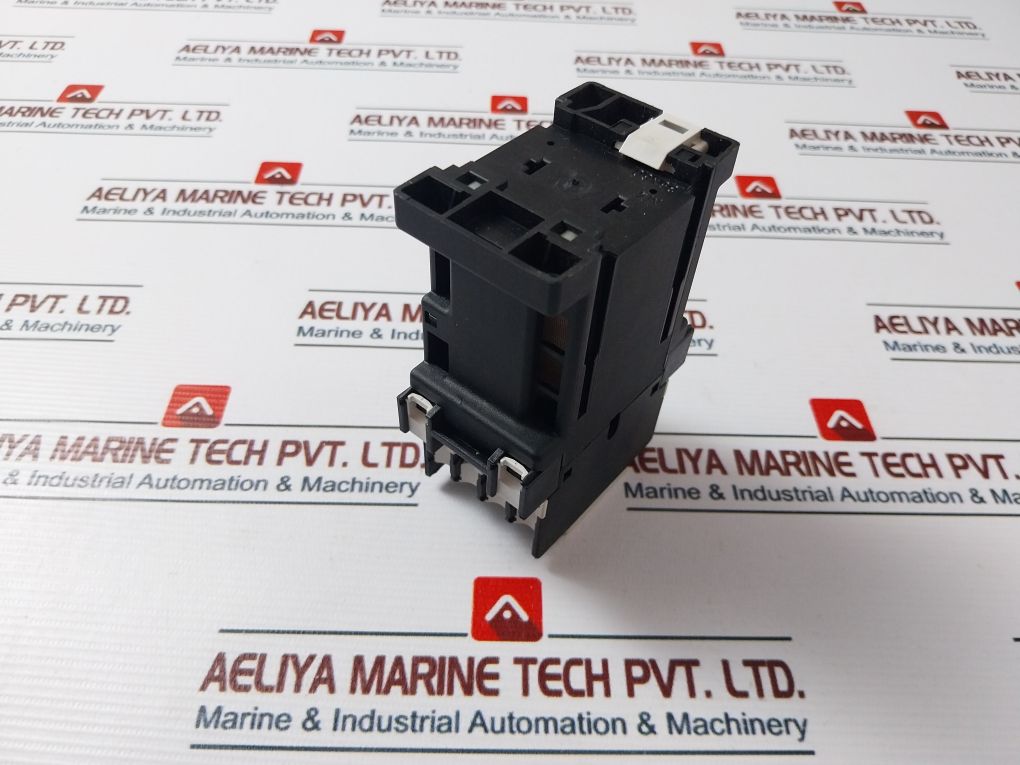 Klockner Moeller Dil00m-g-10 Contactor-with 220v Dc Coil - Image 5