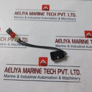 Omron V-151-1e5 Limit Switch 5a 500v Ac