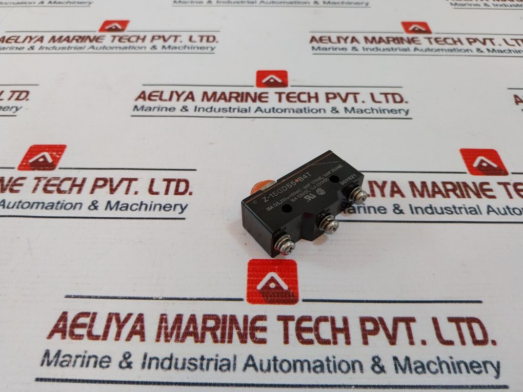 Omron Z-15gd55-b4t Micro Switch - Image 3