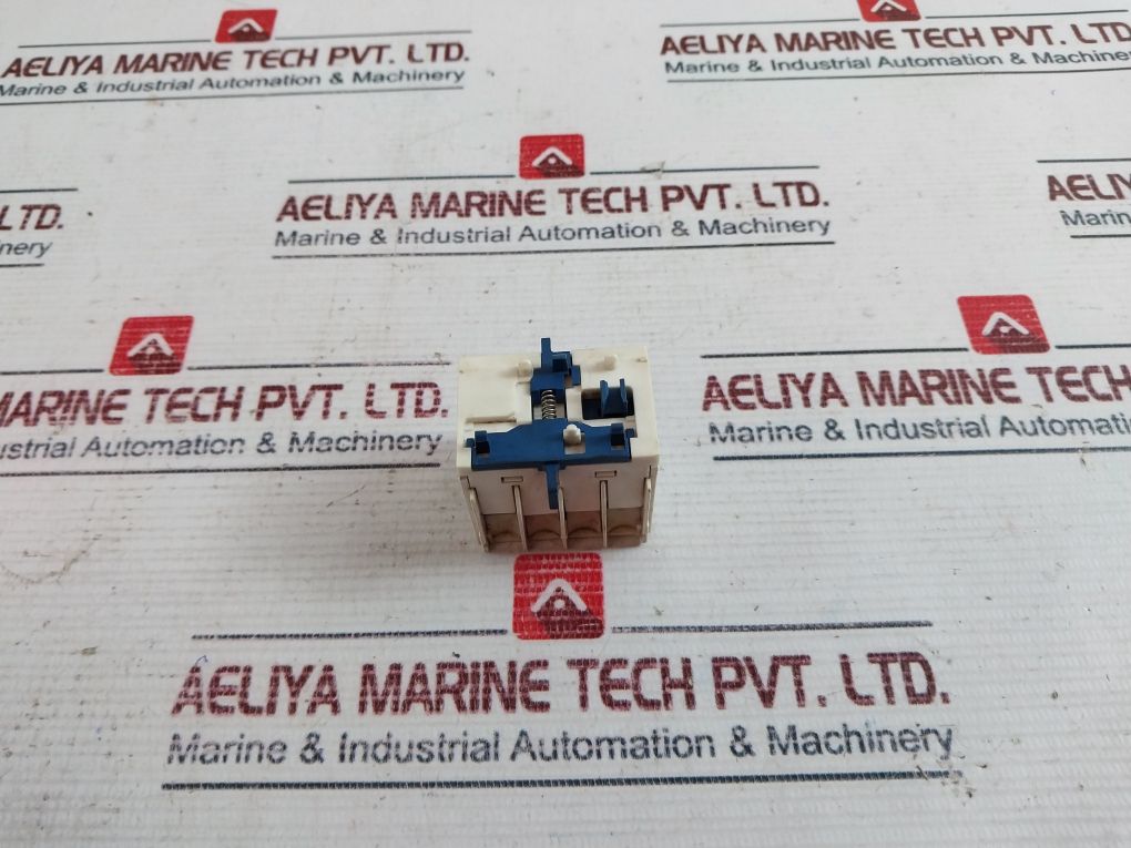 Schneider Electric La1 Kn 13 Auxiliary Contact Block 10a - Image 3