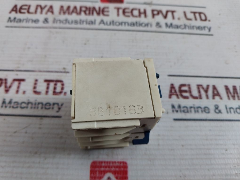 Schneider Electric La1 Kn 13 Auxiliary Contact Block 10a - Image 6