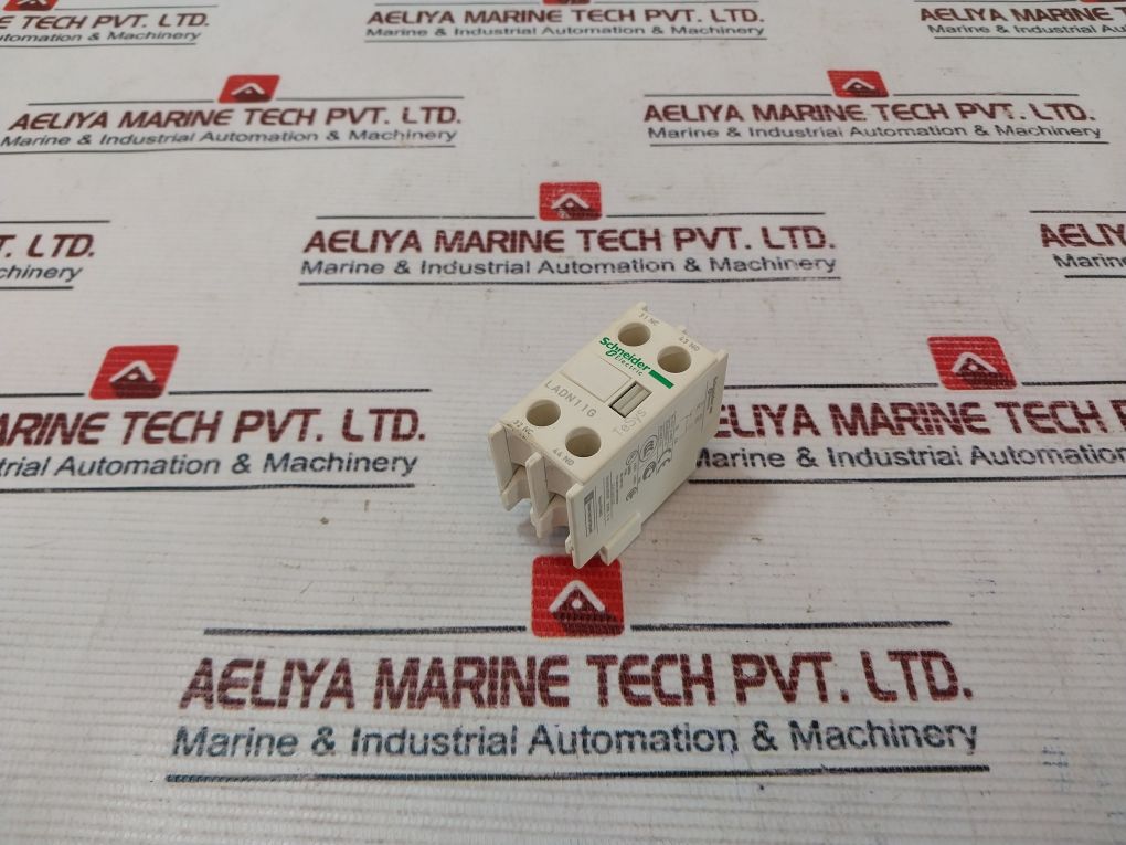 Schneider Electric Ladn11g Auxiliary Contact Block - Image 3