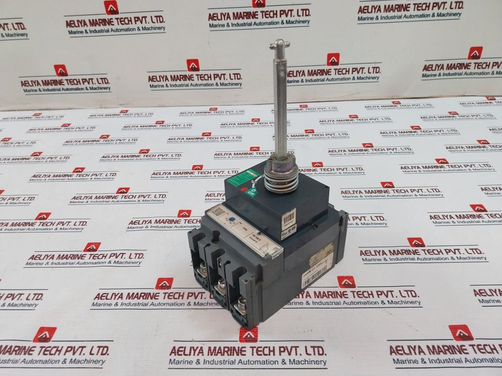 Schneider Electric Cvs160f Circuit Breaker 690v - Image 3