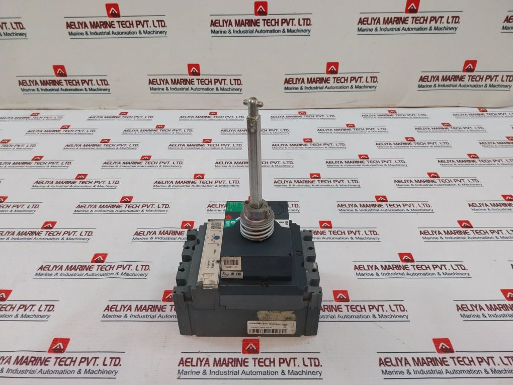 Schneider Electric Cvs160f Circuit Breaker 690v - Image 5