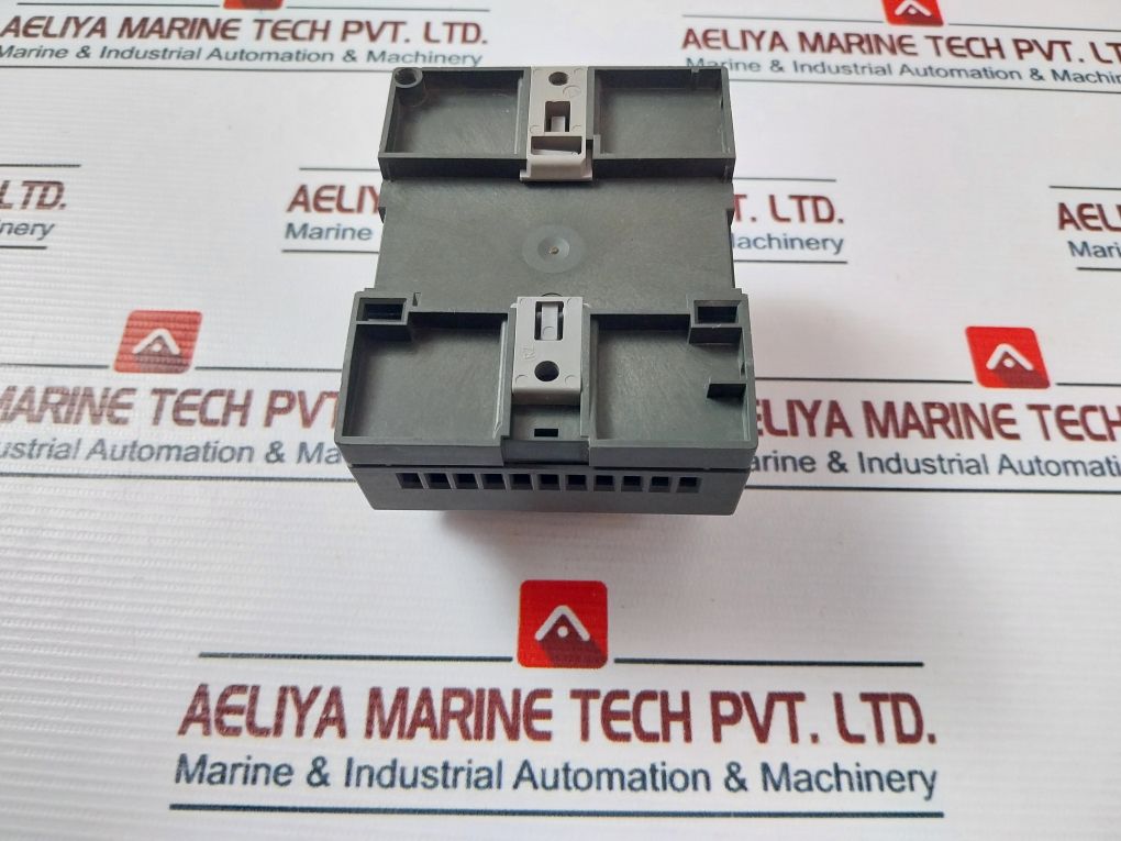 Siemens 6ed1 052-1hb00-0ba5 Logo! 24rc Plc Module - Image 5