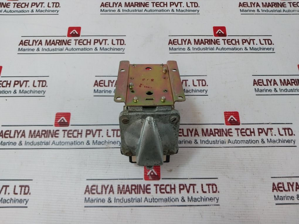 Square D Schneider Electric 9050ao20ev02 Ac Pneumatic Timing Relay - Image 4