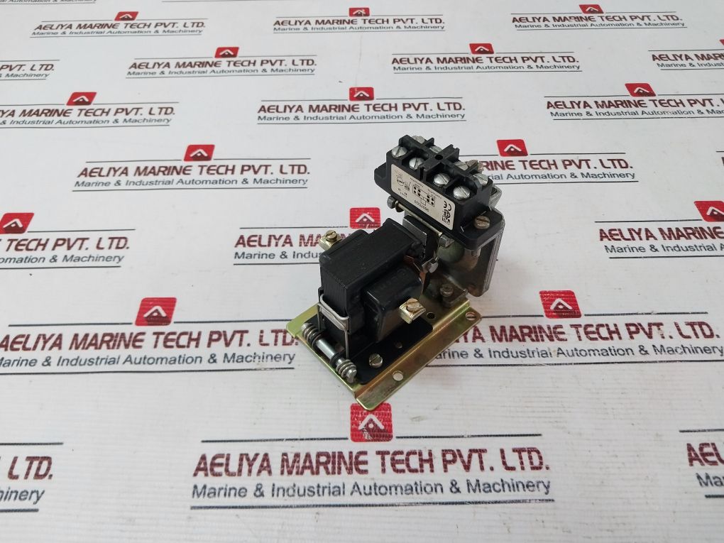 Square D Schneider Electric 9050ao20ev02 Ac Pneumatic Timing Relay - Image 3