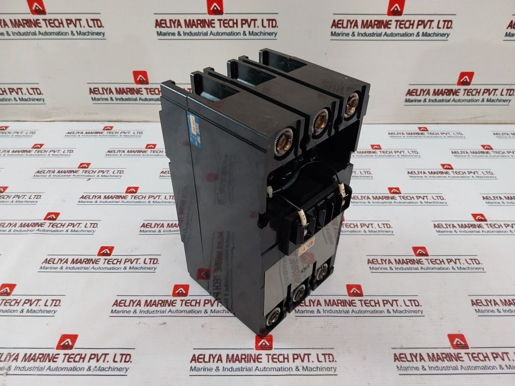 Terasaki Tl-225f 3 Pole Circuit Breaker - Image 5