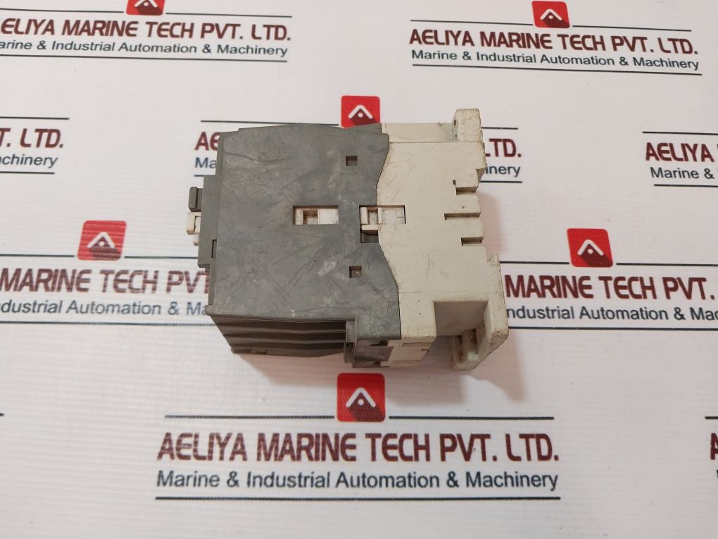 Abb Ua30...ra Contavctior - Image 5