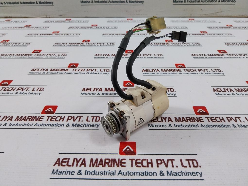 Denso 410622-1620 Servo Motor Msma5azt2u2 - Image 3