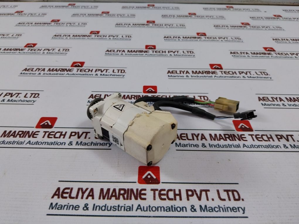 Denso 410622-1620 Servo Motor Msma5azt2u2 - Image 4