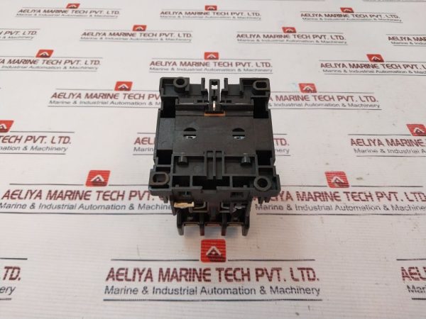 Fuji Electric Sc-2n Magnetic Contactor 35a - Image 4