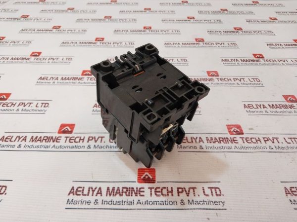 Fuji Electric Sc-2n Magnetic Contactor 35a - Image 6