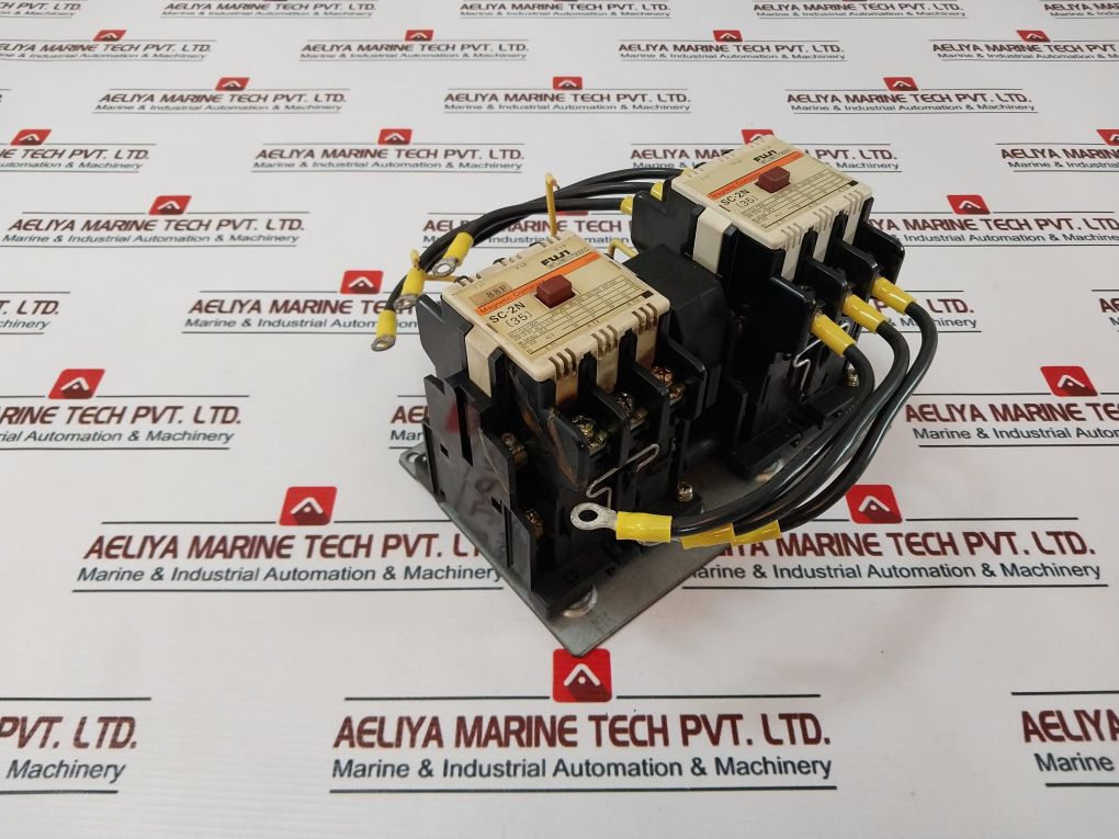 Fuji Electric Sc-2n Reversible Magnetic Contactor 35a - Image 4