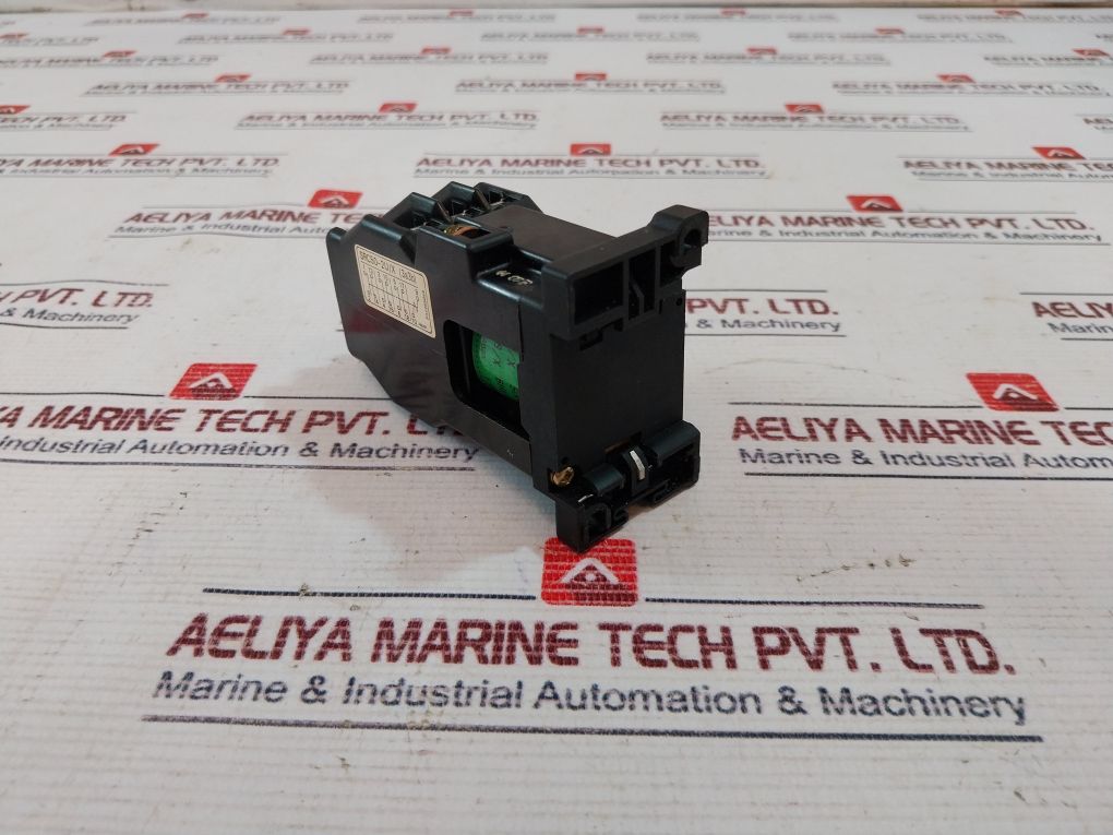 Fuji Electric Src50-2u/x (3a3b) Auxiliary Relay - Image 3