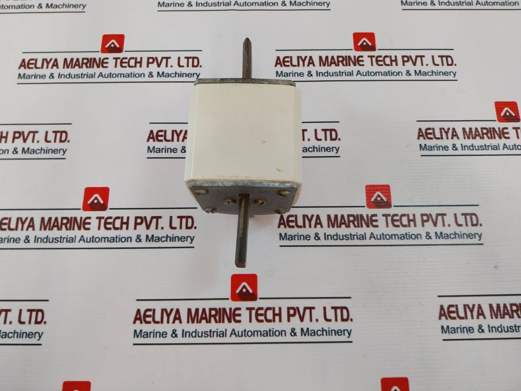 Karl Jung Iec 269-2 Gl 630 A Fuse 630 A - Image 3