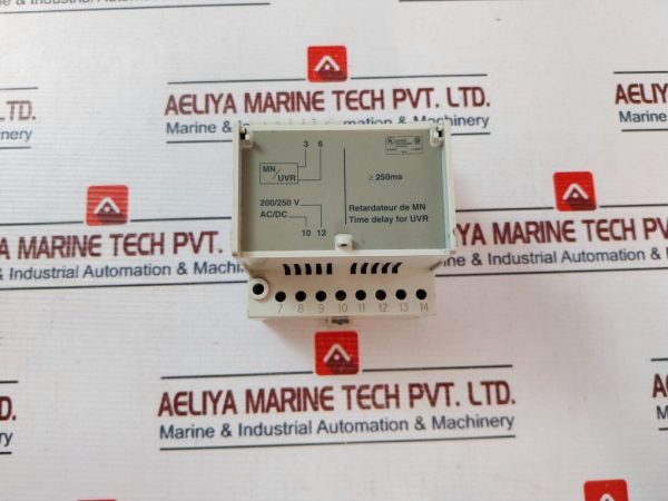 Merlin Gerin 33685 Time Delay Relay 200250v