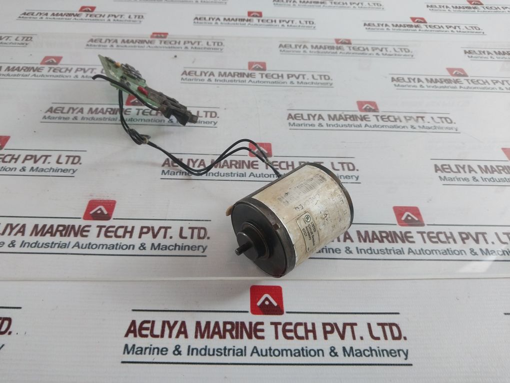 Merlin Gerin 685 683 Undervoltage Release (Not Working) - Image 4