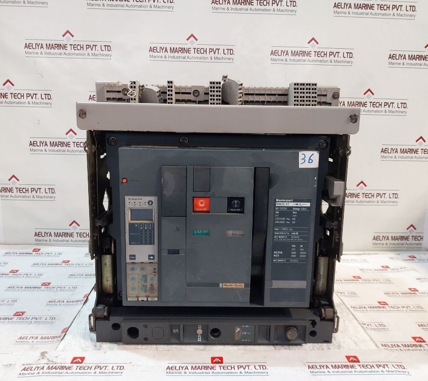 Merlin Gerin Schneider Electric Nw20 H1 Circuit Breaker 1000v - Image 3