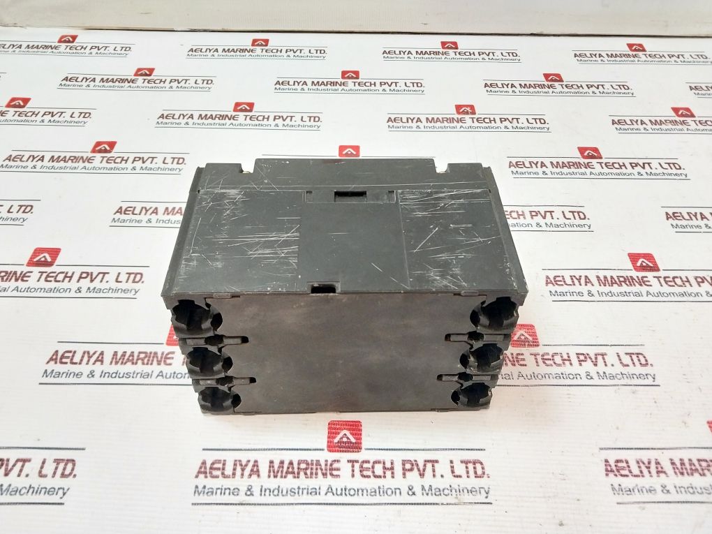 Mitsubishi Nf225-sh No-fuse Circuit Breaker - Image 5