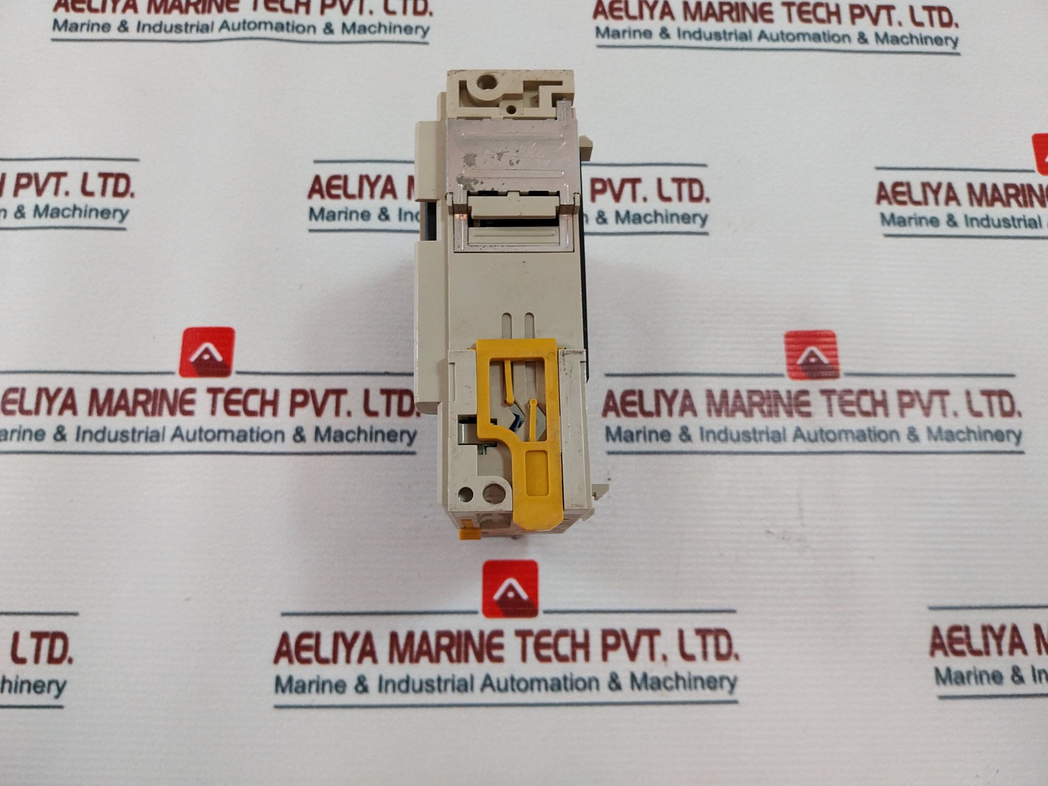 Omron Cqm1-od212 Output Unit - Image 5