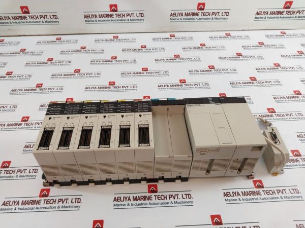 Omron Sysmac C200he Id215 Od215 Pd024 Programmable Controller