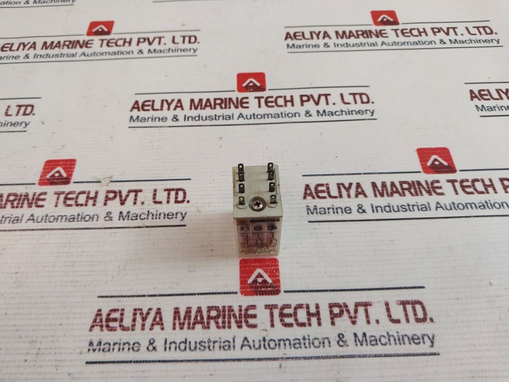 Schneider Telemecanique Rxm2lb2p7 Relay 230vac 50/60hz - Image 5