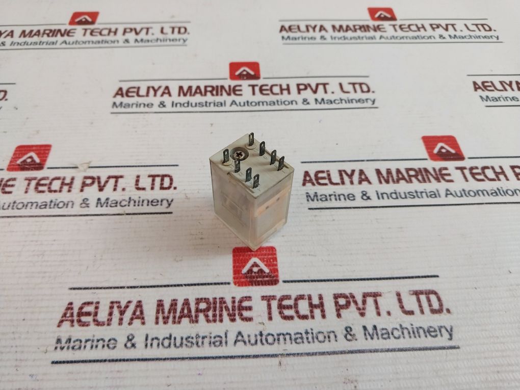 Schneider Telemecanique Rxm2lb2p7 Relay 230vac 50/60hz - Image 4