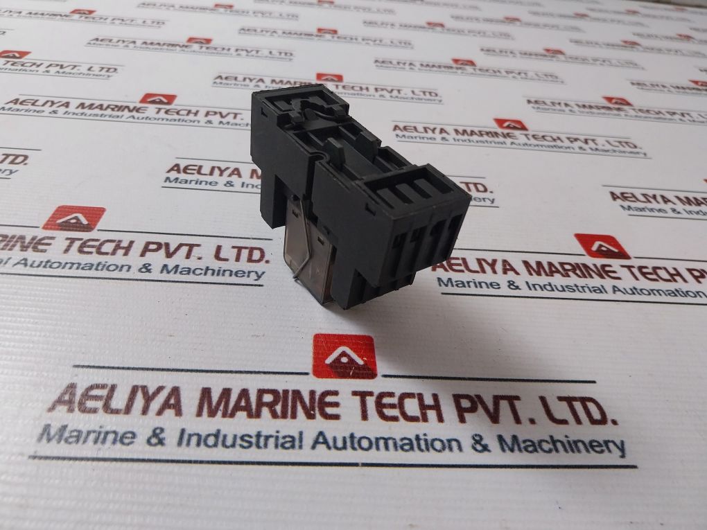 Schrack Pt570l24 Relay 24v - Image 4