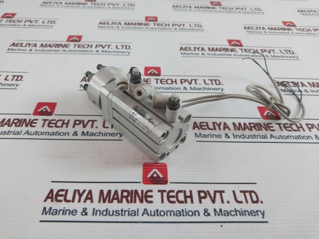 Smc Cdqskb20d-p5359-25 Pneumatic Compact Cylinder 1.0mpa - Image 5